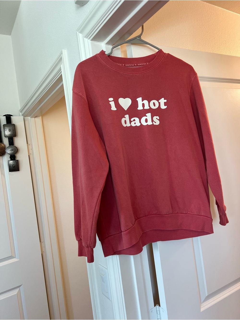 Women's Red Graphic Crewneck Sweatshirt - "I ♥ hot dads"